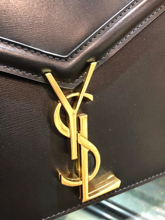 CASSANDRA YSL 0821
